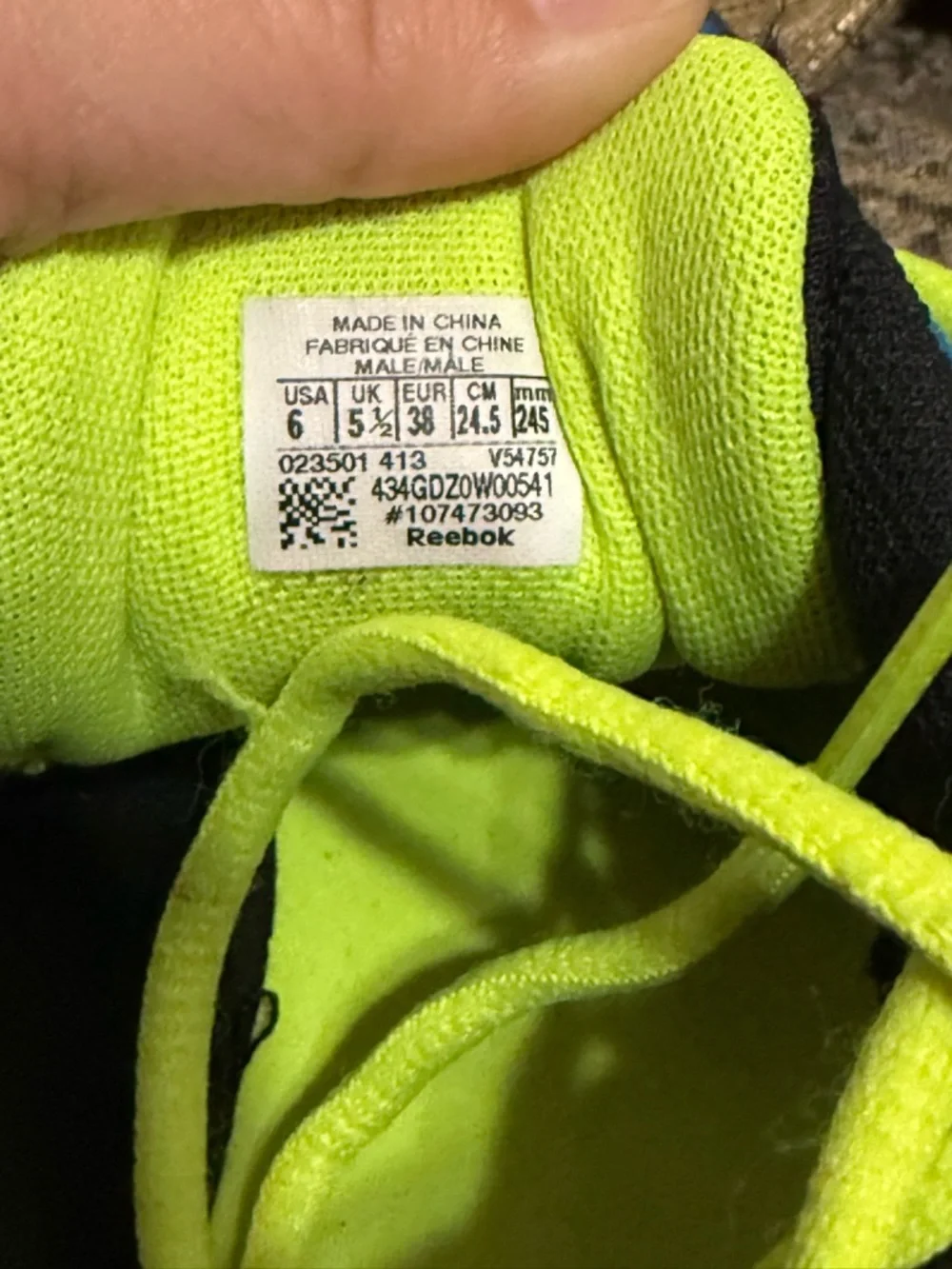 Reebok ATV19 Youth Running/Athletic Sneakers - Picture 4 of 6